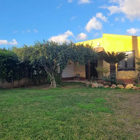 Luna Marina House Holiday home *