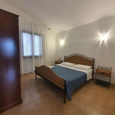 Holiday home Luna Marina House